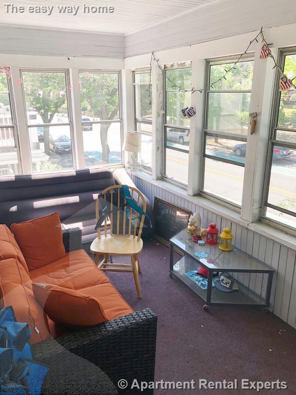 939 Broadway, Davis Square