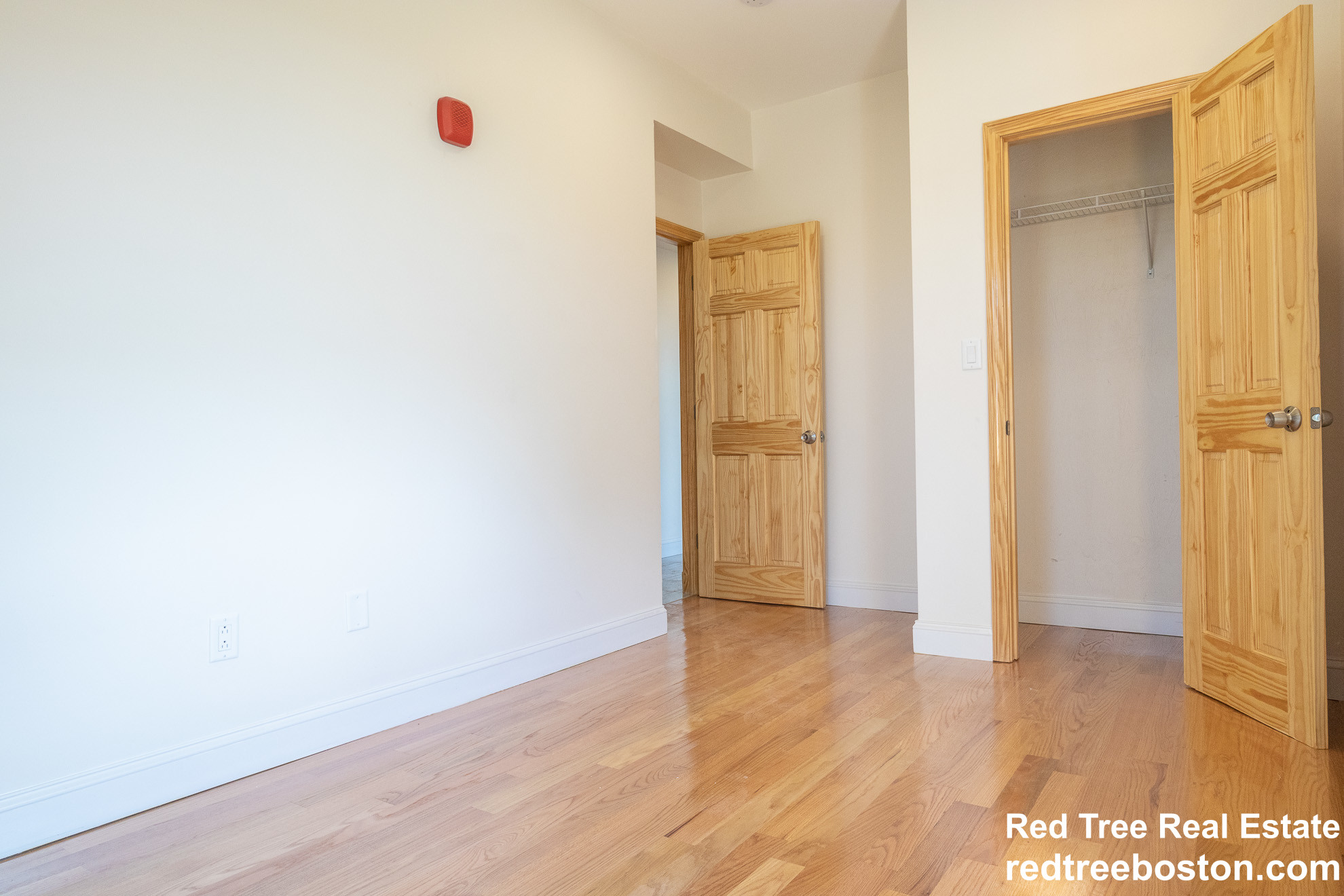 20 Winthrop St, Roxbury