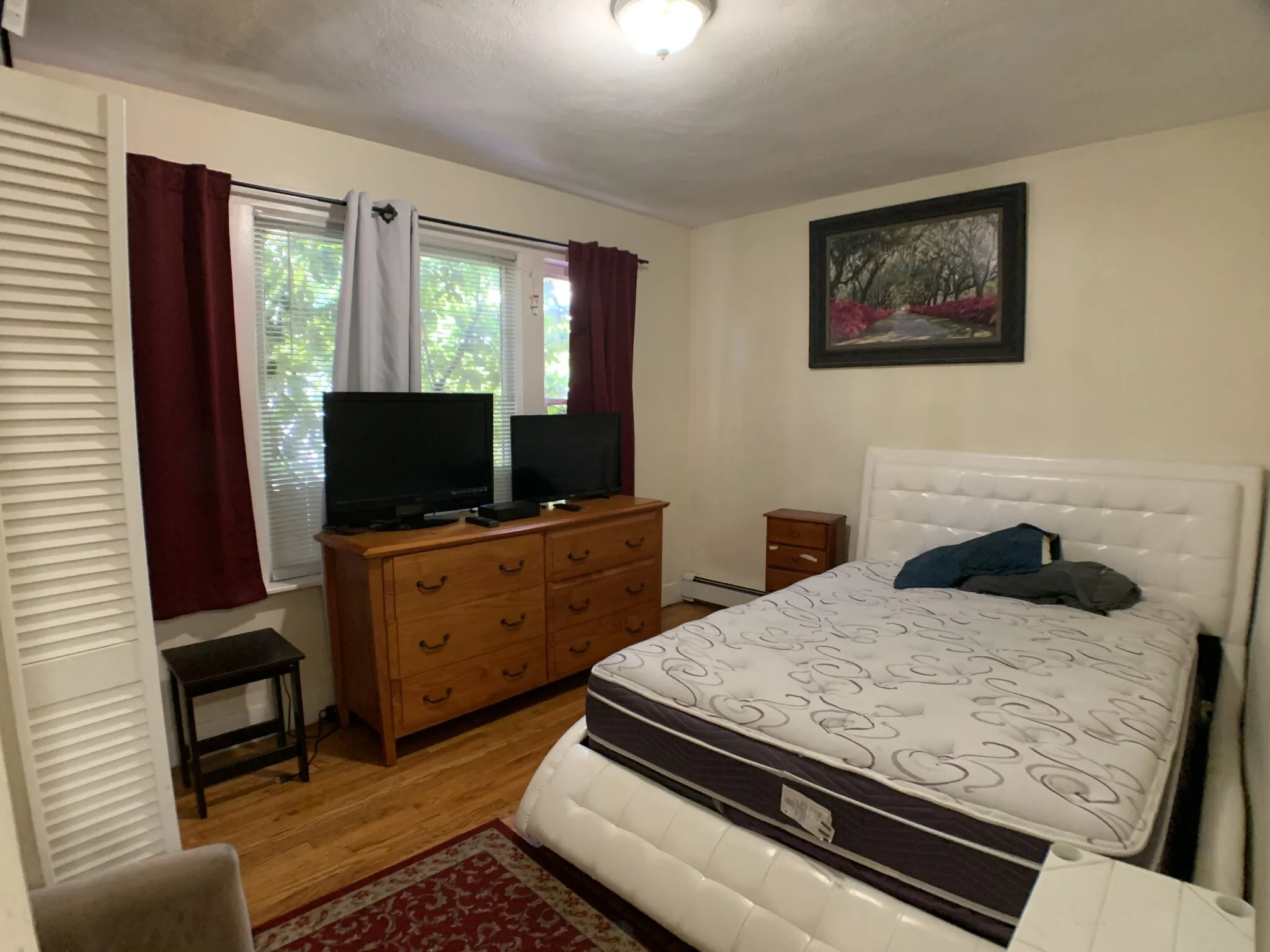 569 Main St, South Medford