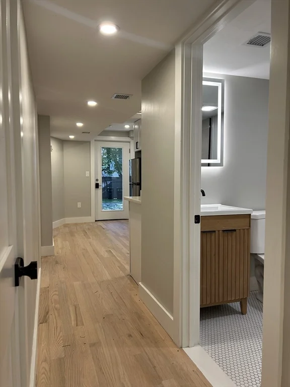 37 Delle Ave, Mission Hill