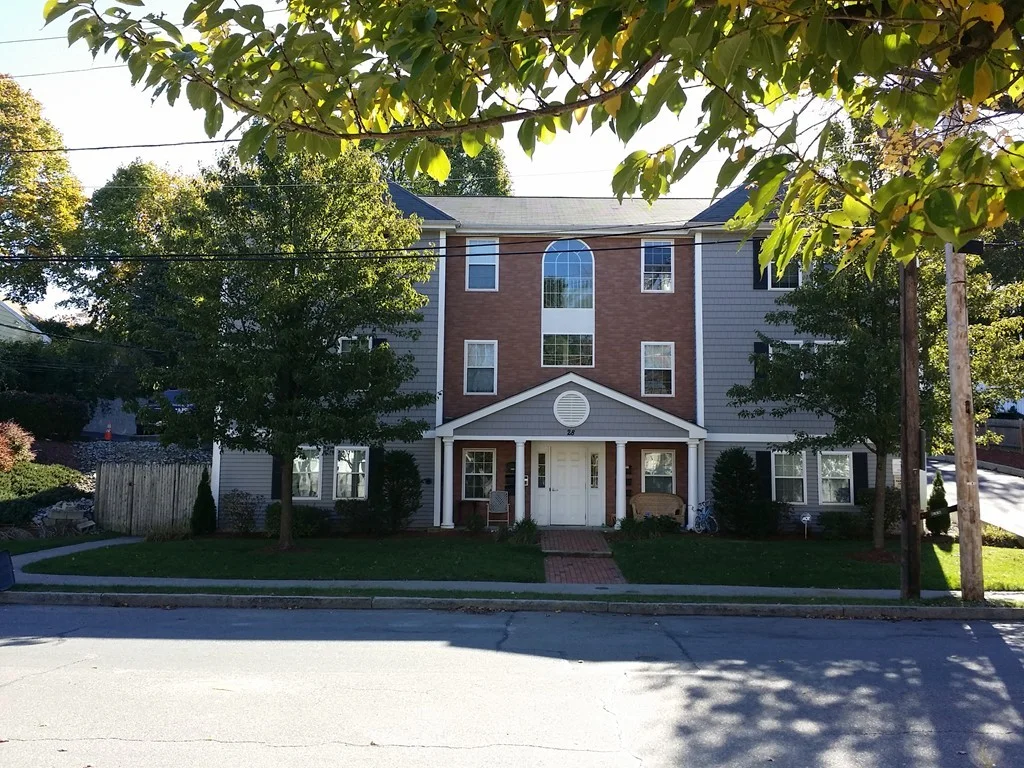 28 Oval Rd, Wollaston