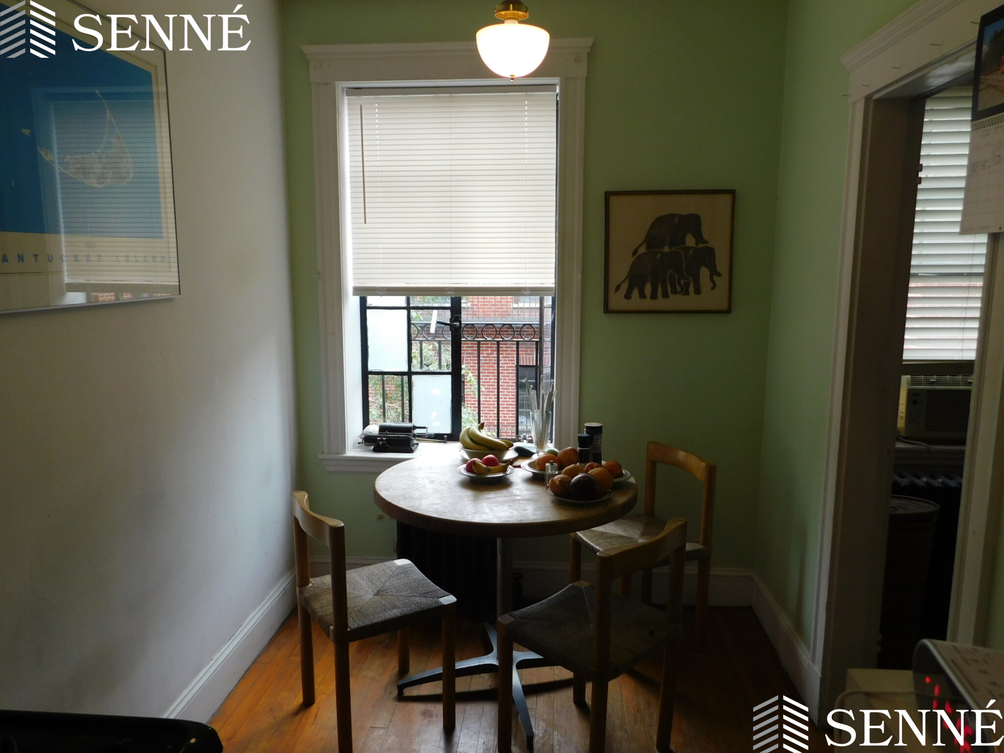 36 Linnaean St, Neighborhood Nine