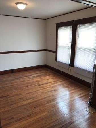 3 Goldsmith Ave, Medford