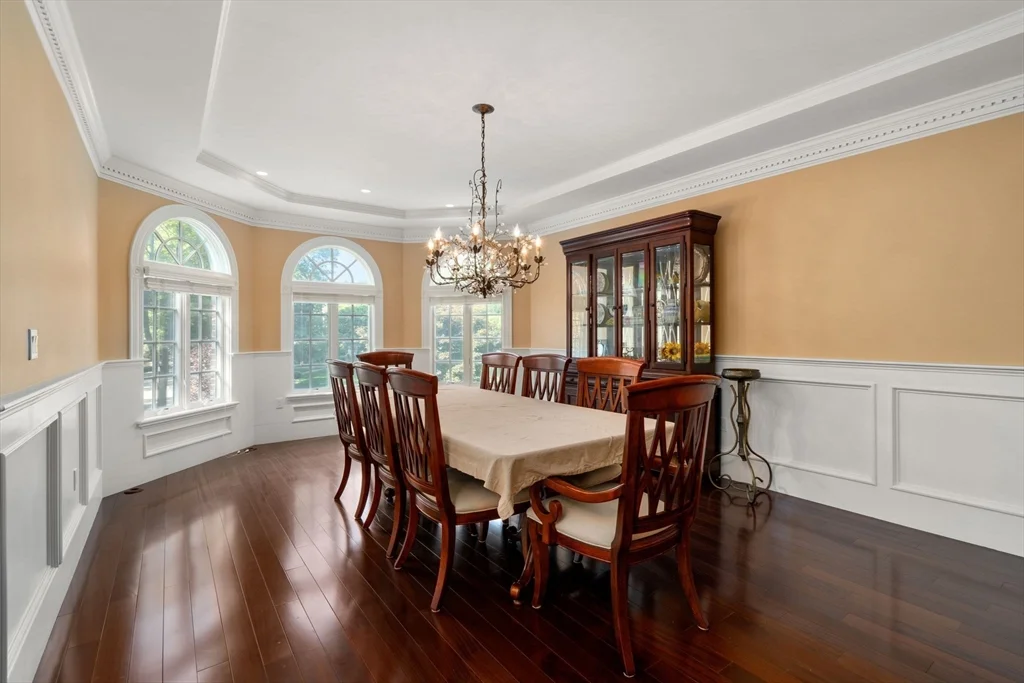 66 Forest Ave, Newton