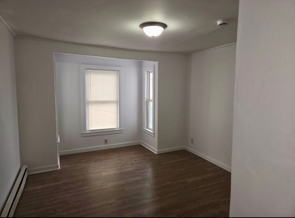 42 Salem St, Fitchburg