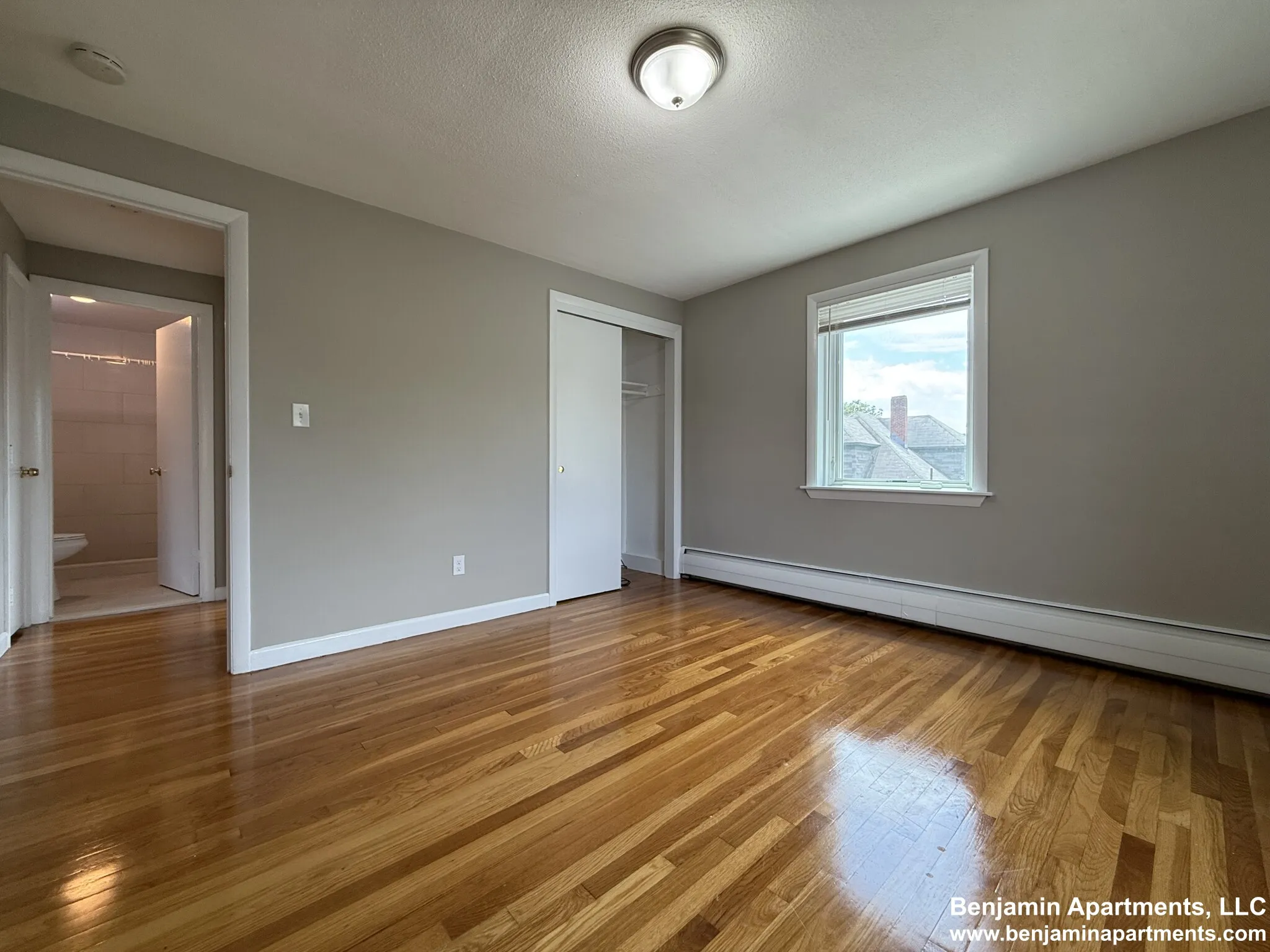 50 Evergreen St, Jamaica Plain