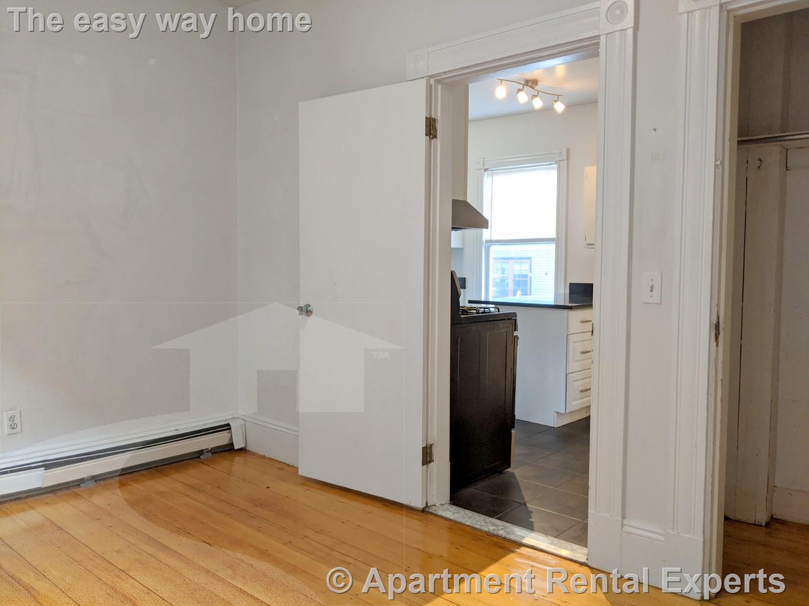 392 Washington St, Ward Two