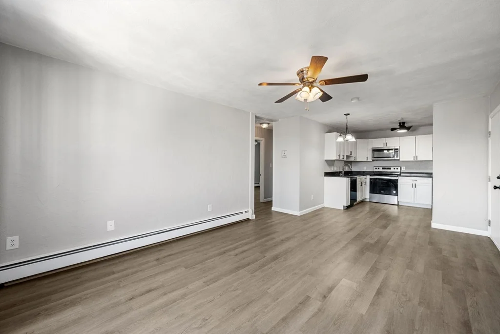 22 Irving St, Glendale