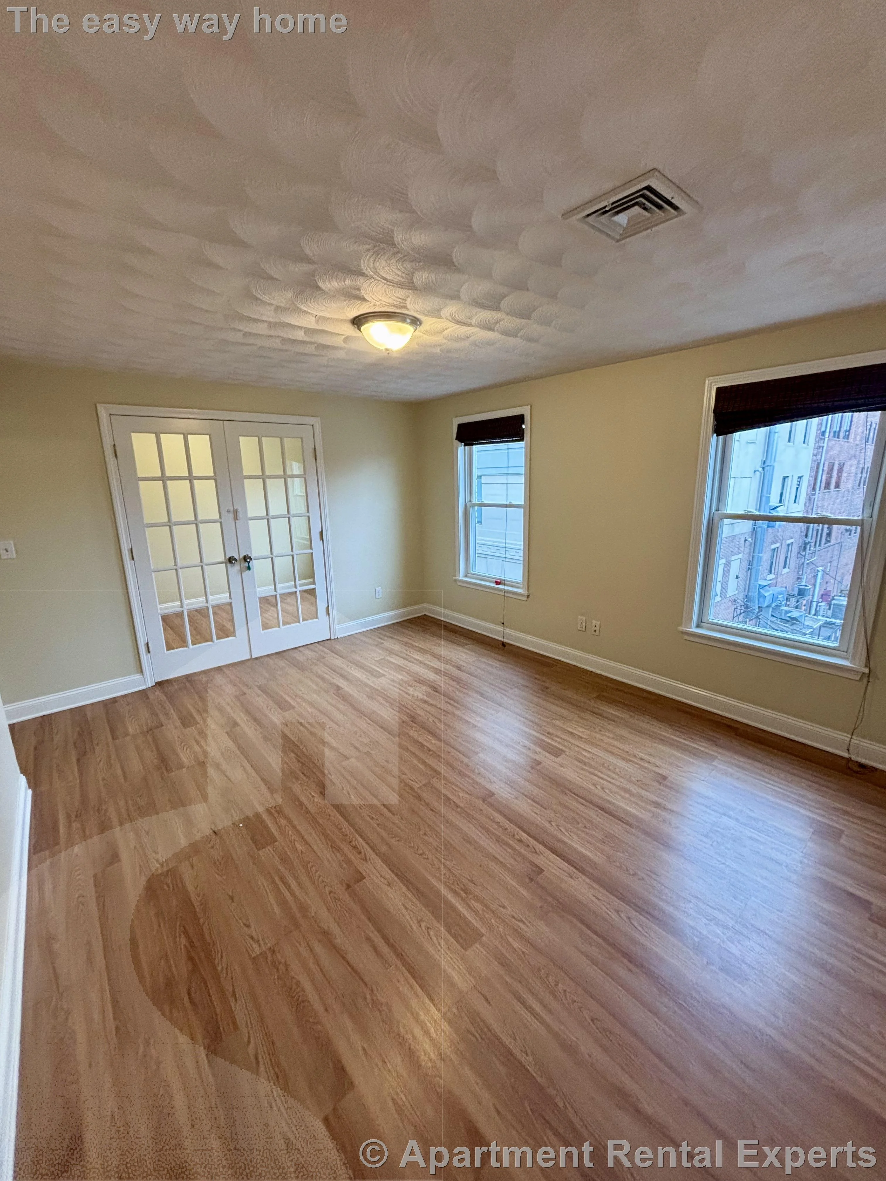 6 Douglass St, Central Square