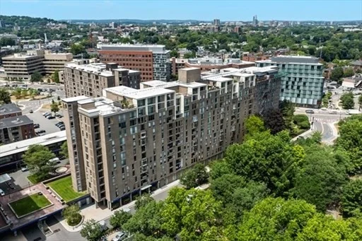 77 Pond Ave, Brookline Village