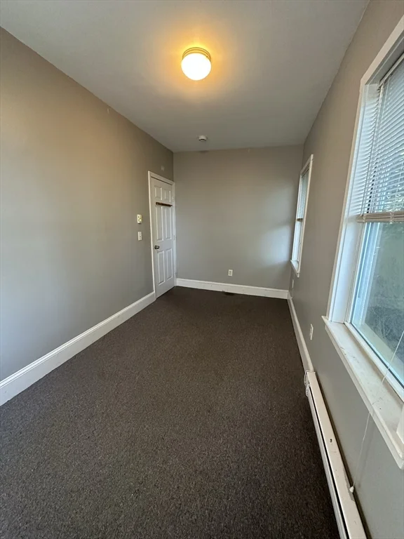 11 Sunset St, Mission Hill