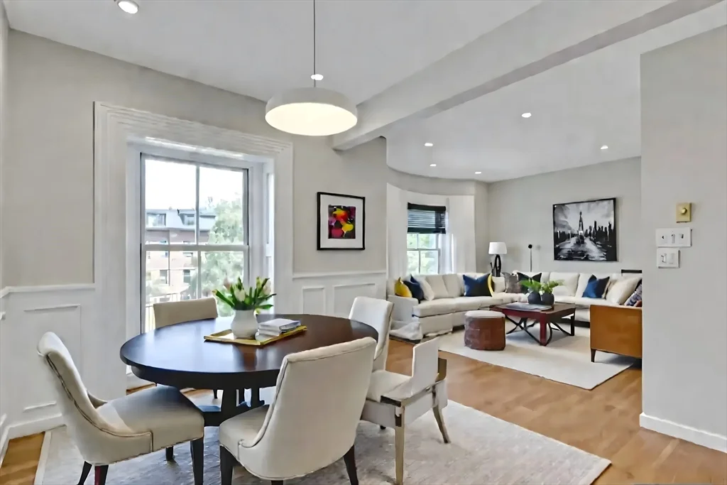 27 Worcester Sq, South End