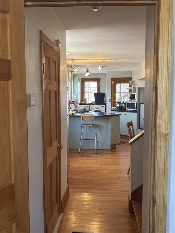1446 Cambridge St, Mid-Cambridge