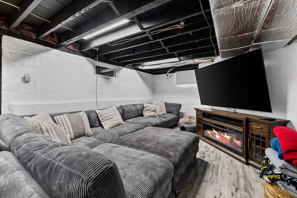 11 Pkwa, North Medford