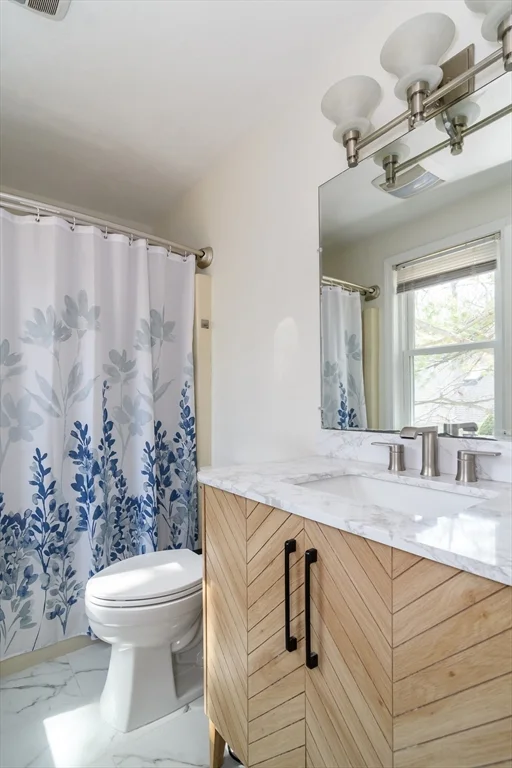 24 Homeward Ln, Natick