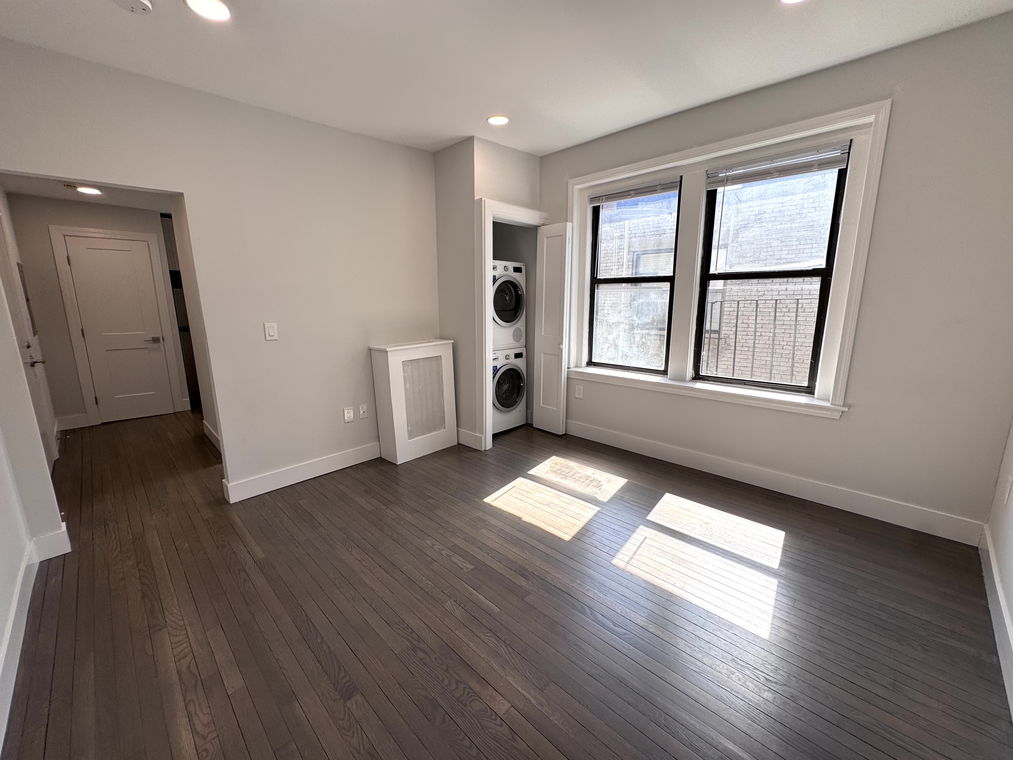 11 Peterborough St, Fenway