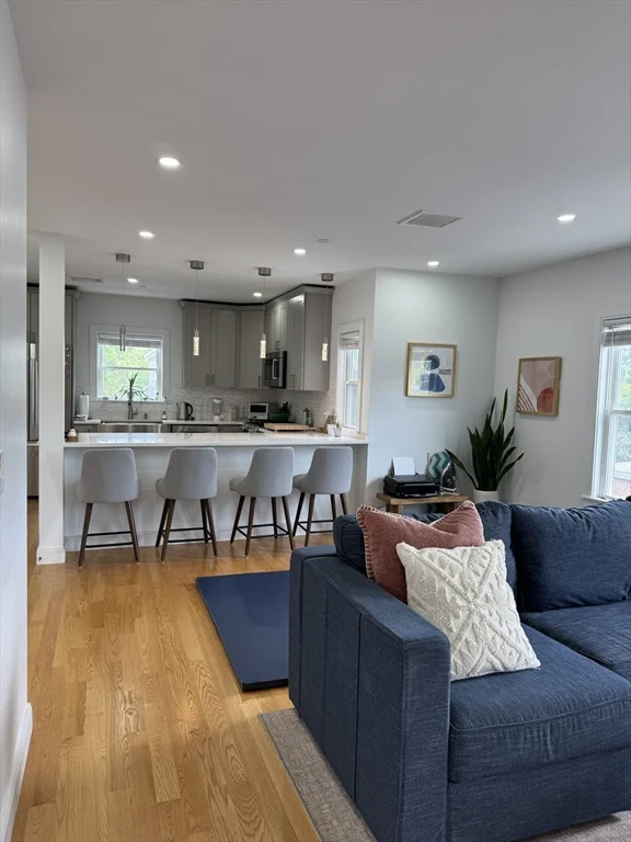 34 Park St, Newton Corner