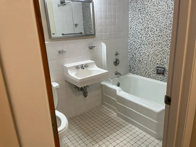 179 Elm St, Davis Square
