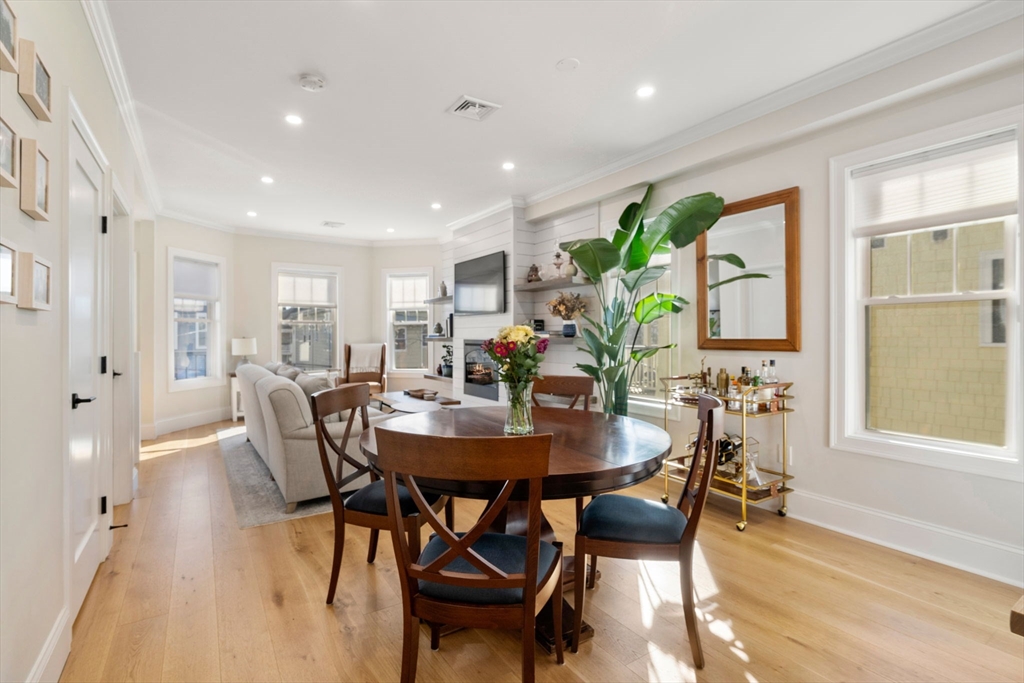 3 bed, 2.5 bath apartment for rent at 14 Norumbega St Unit 14, Strawberry Hill — photo 8 of 19