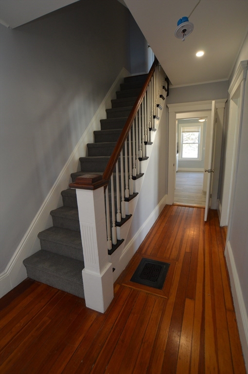 11 Woodland Ave, Beverly