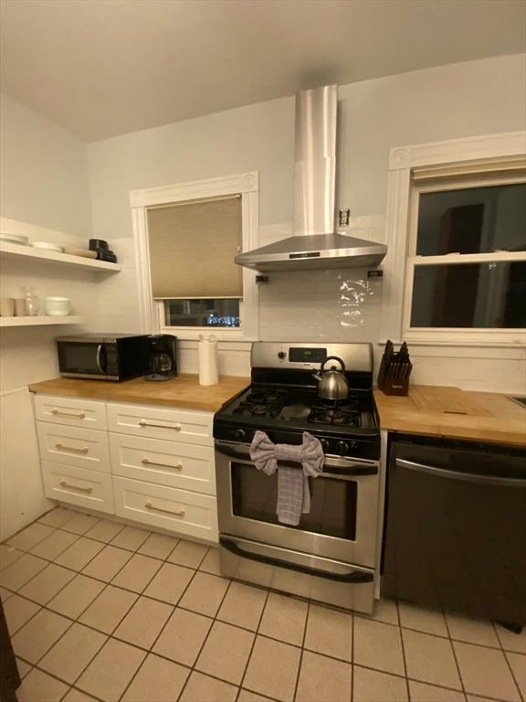 10 Union Ave, Boston