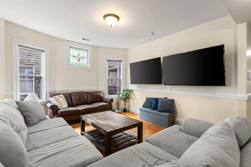 795 E 5th, South Boston