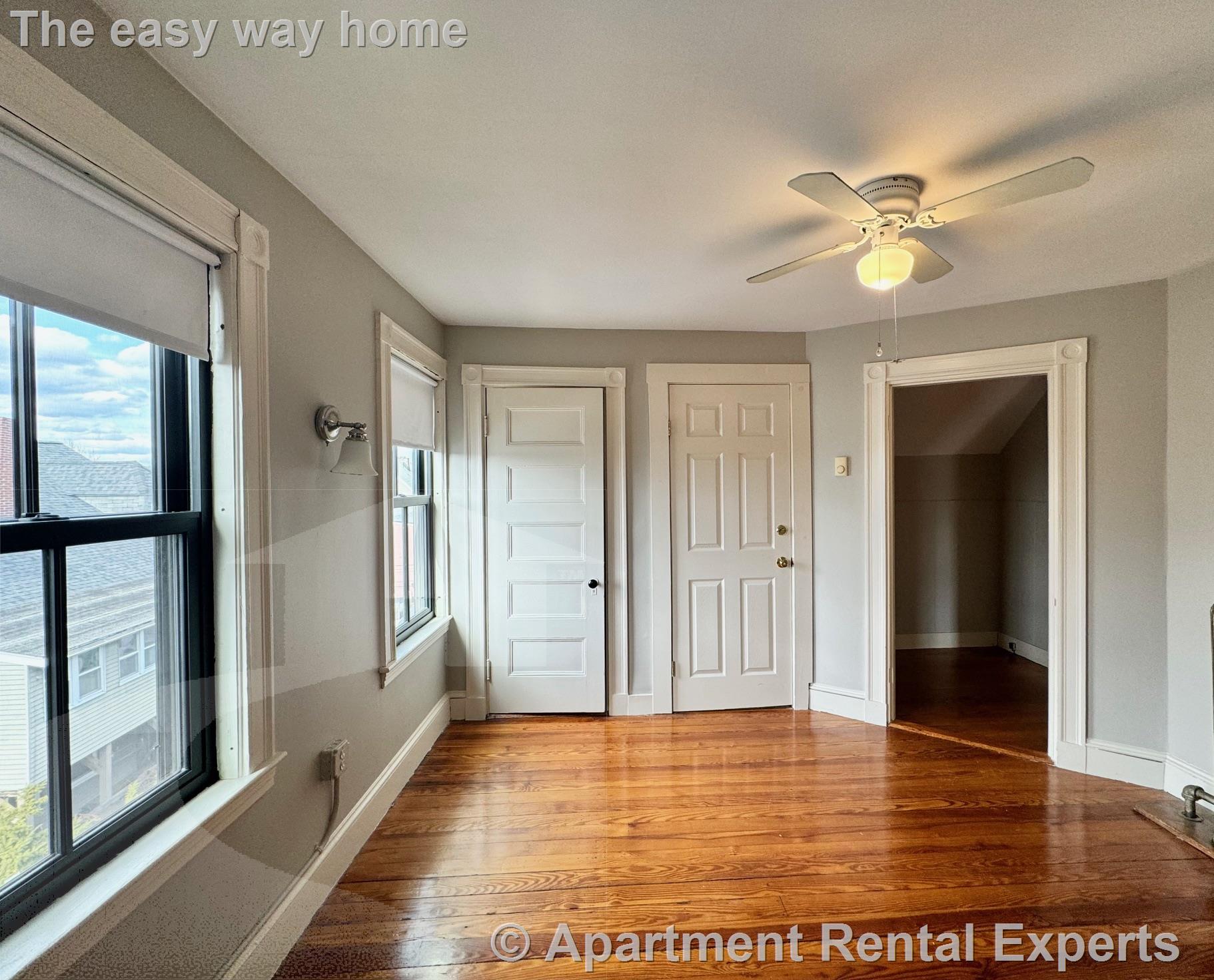 8 Charnwood Rd, Davis Square