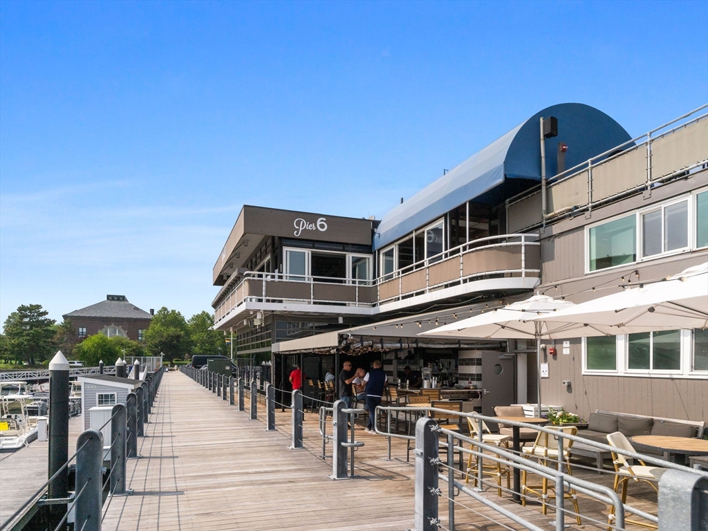 42 8th St, Charlestown