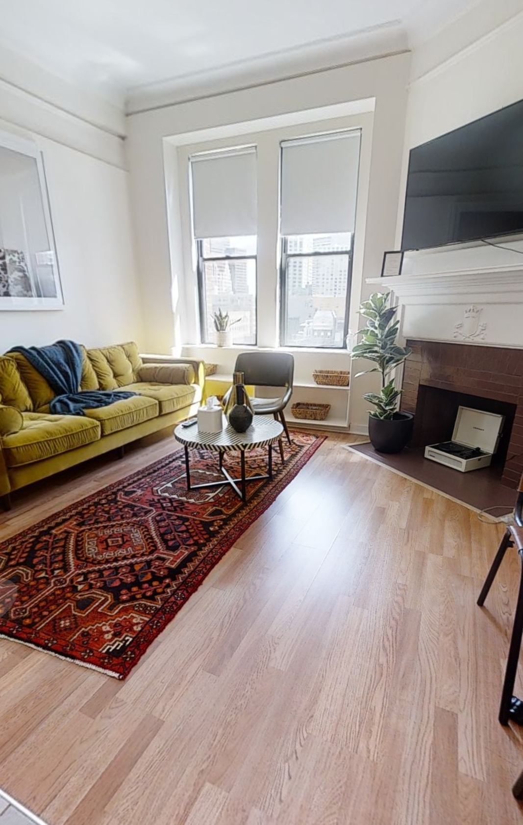 62 Boylston St, Downtown