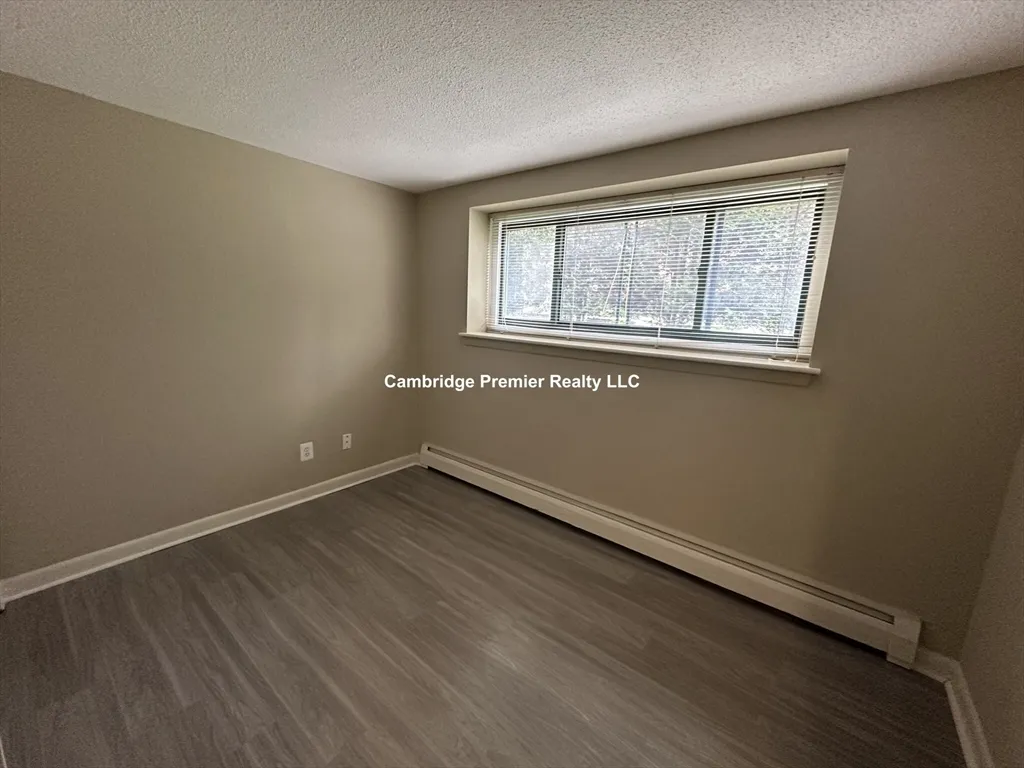 375 Harvard St, Mid-Cambridge