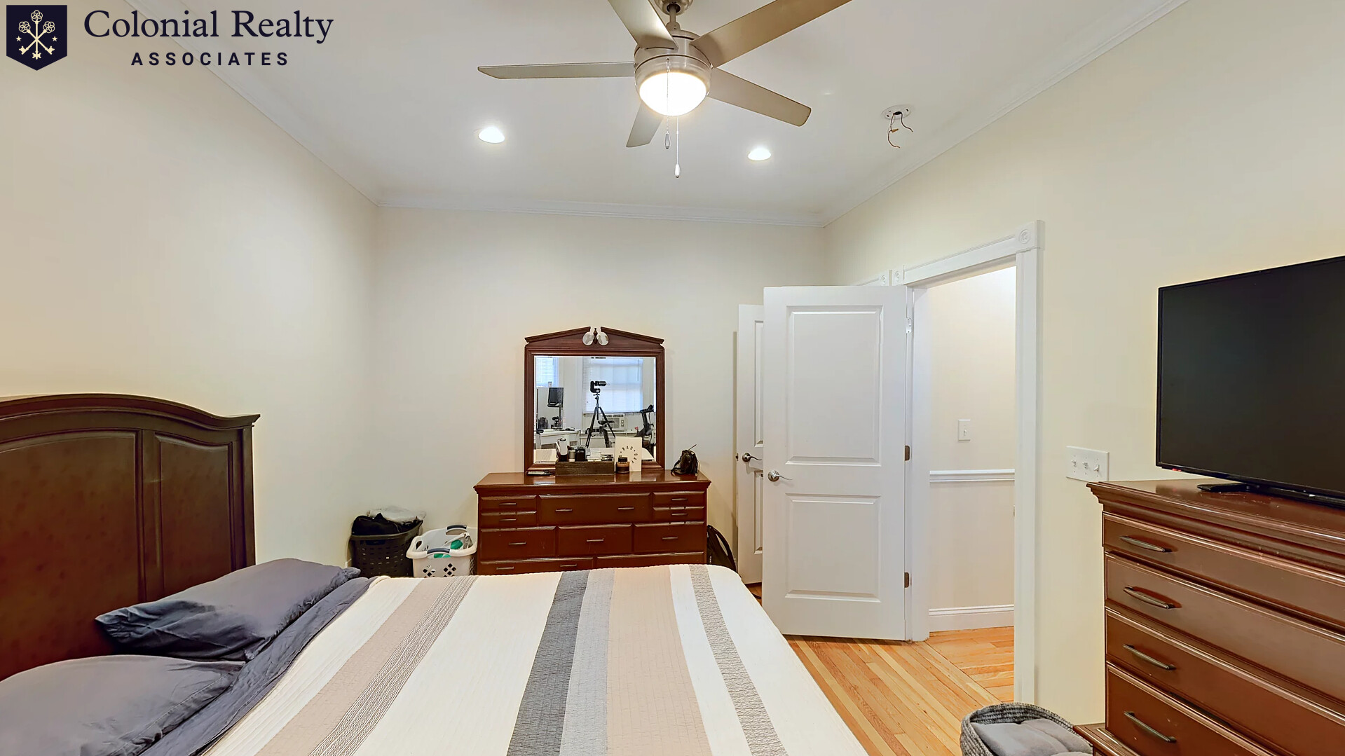 15 Glenville Ave, Allston