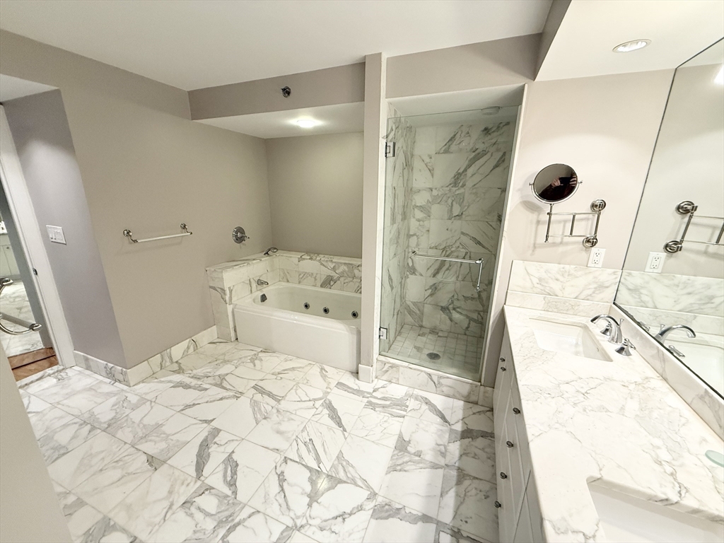 165 Tremont St, Midtown