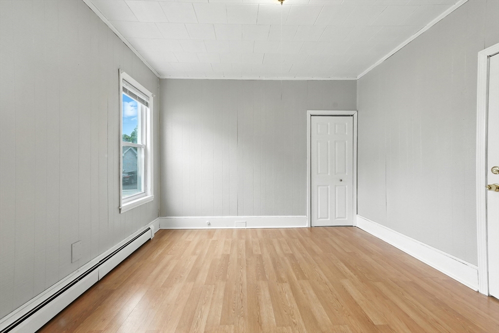 439 Lowell St, Lawrence