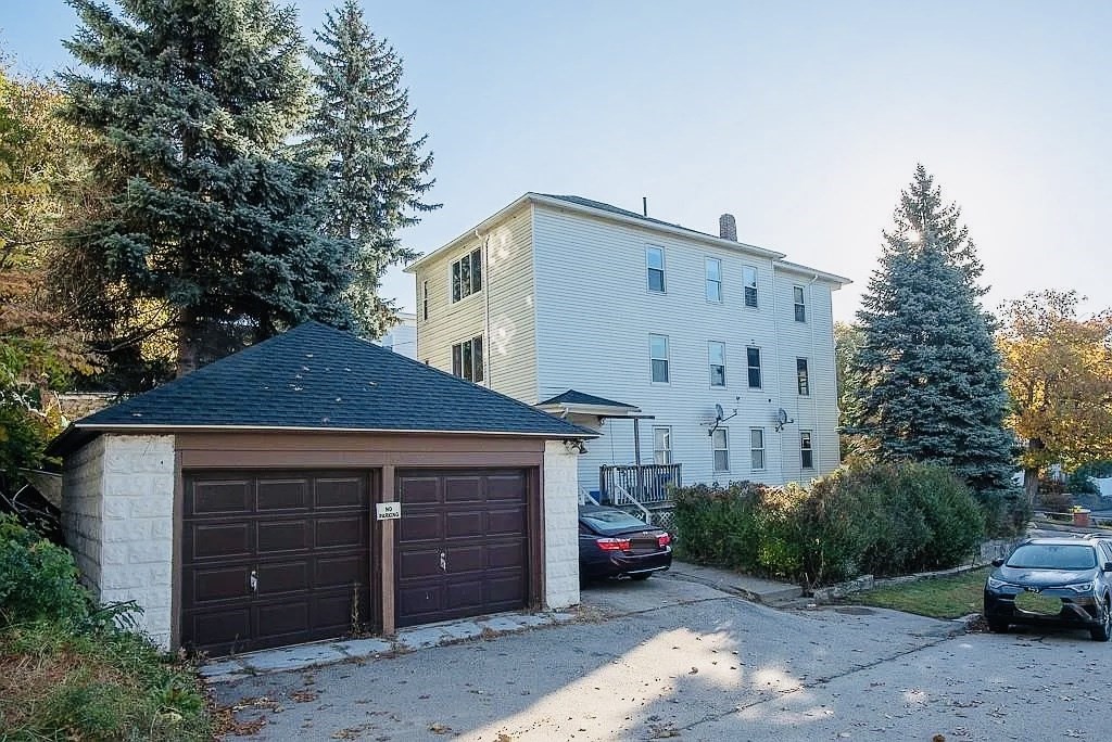 5 Fifth Ave, Worcester