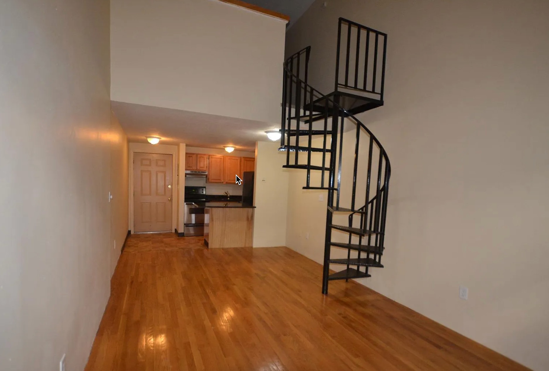 385 Dorchester St, South Boston