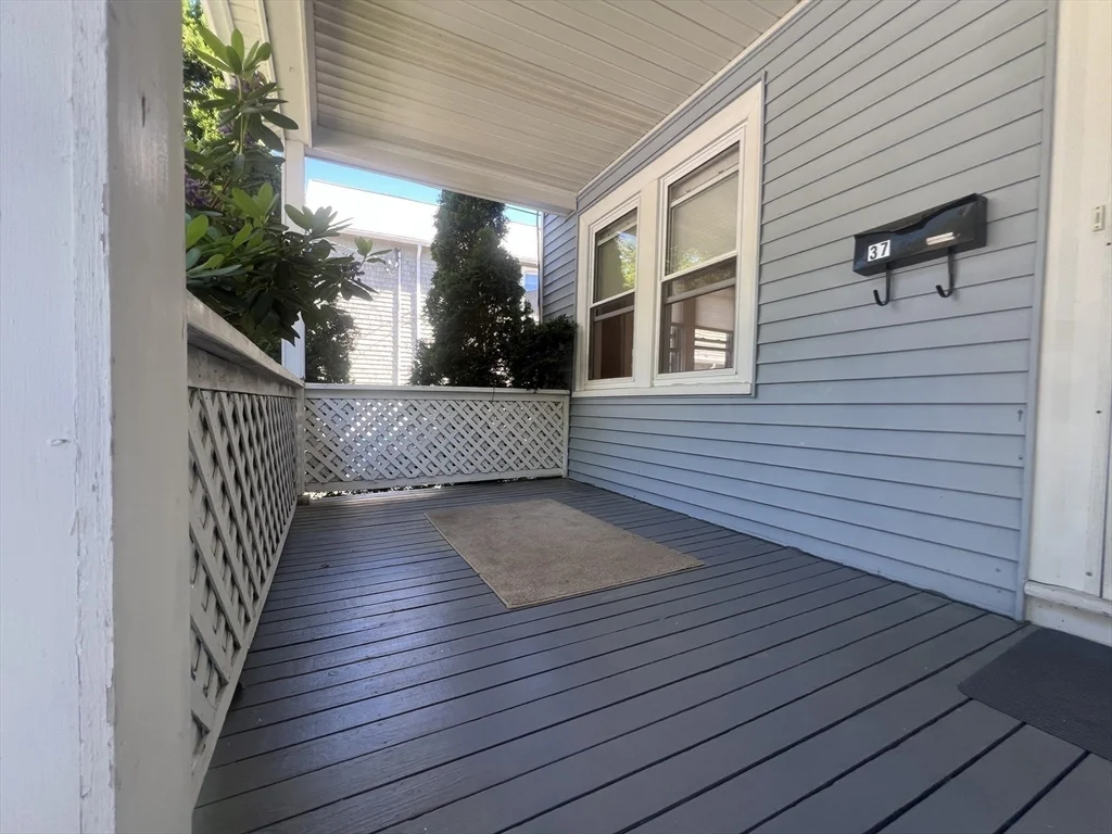 35-37 Flett Rd, Belmont