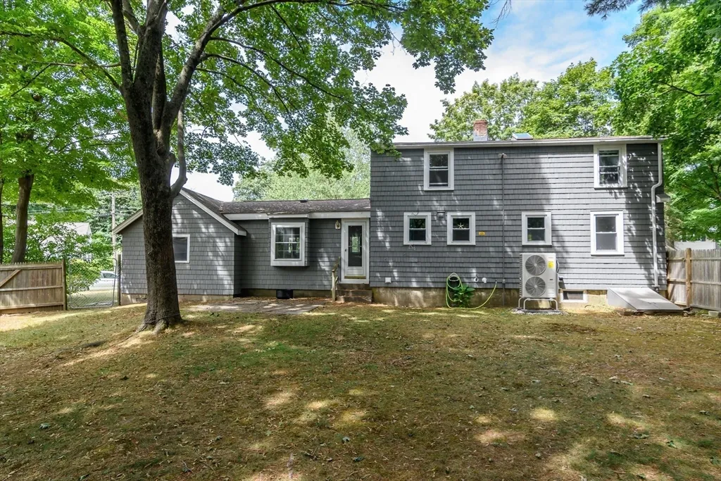 7 Ferndale Rd, Natick