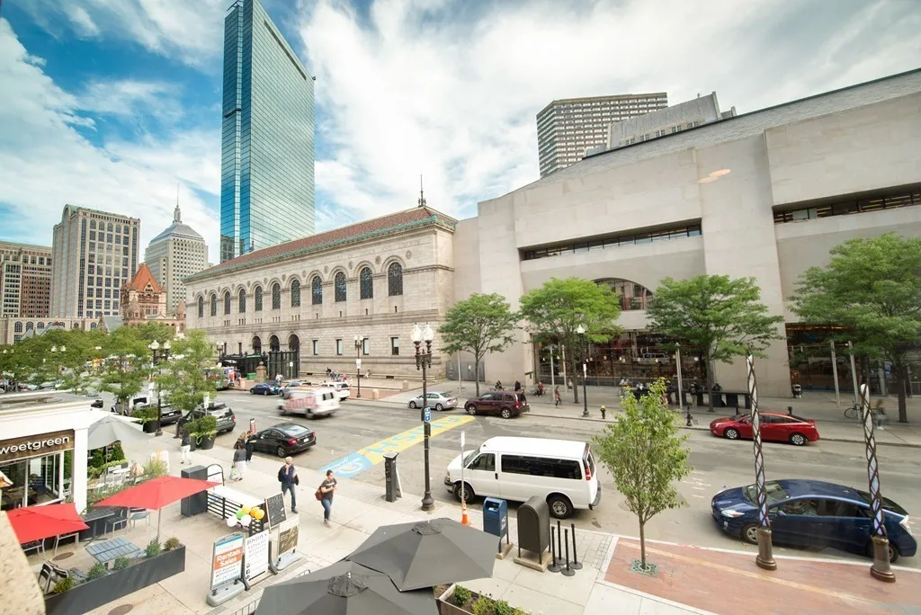 671 Boylston St, Back Bay