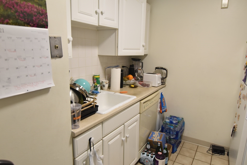 49 Marion St, Coolidge Corner