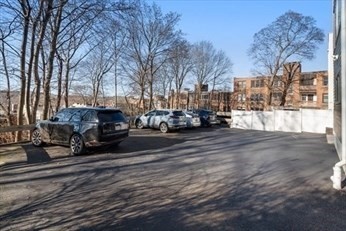 202 Rawson Rd, Brookline