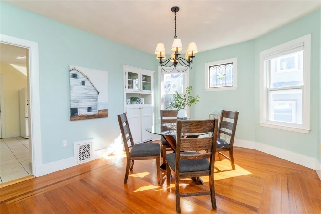 23 Wenham St, Jamaica Plain