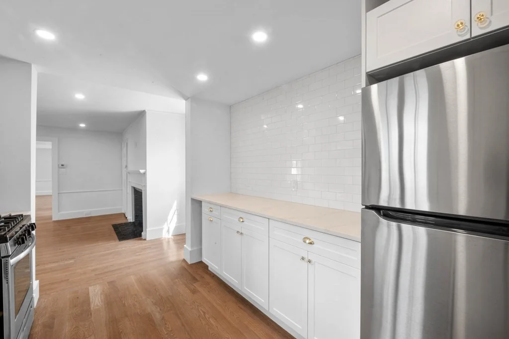 61 Front St, Old Town