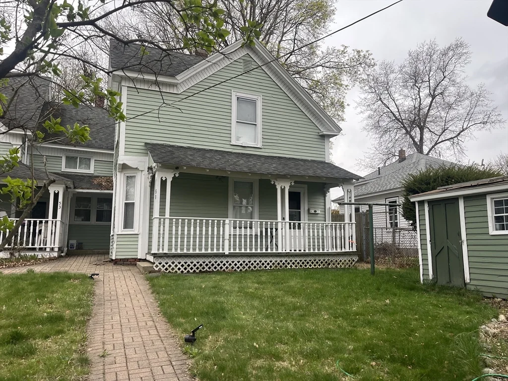 51 Jenness St, Lowell