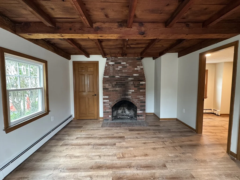 13 Lovett St, Beverly