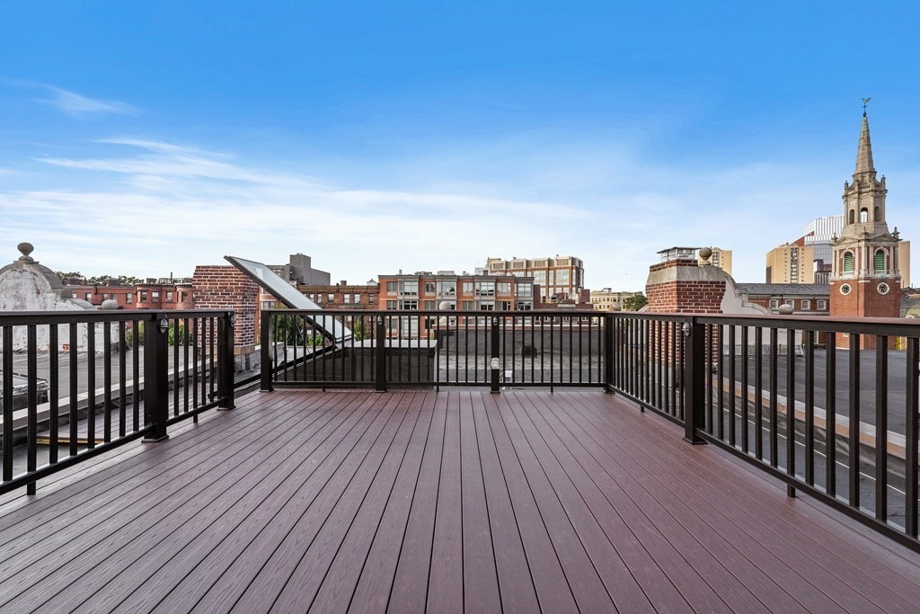 903 Beacon St, Back Bay