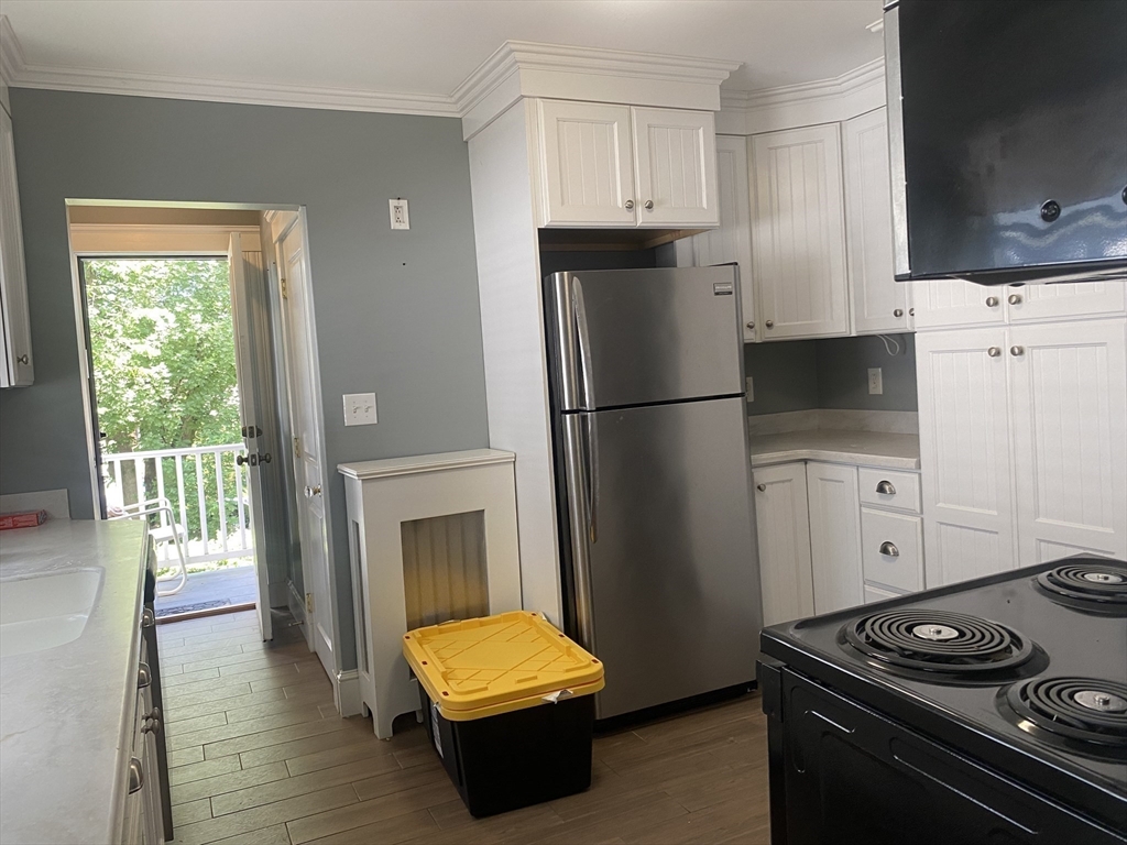 519 Belmont St, Belmont