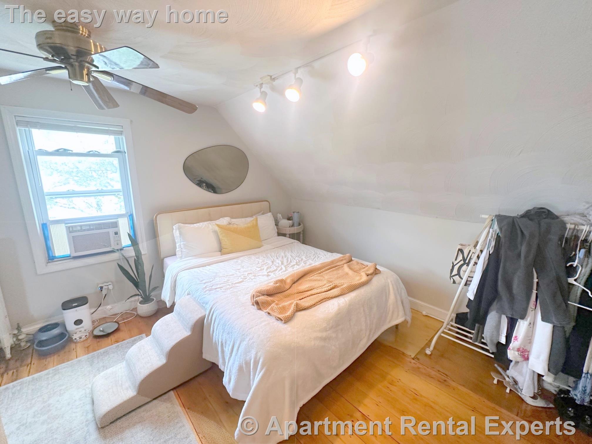 1230 Broadway, Teele Square