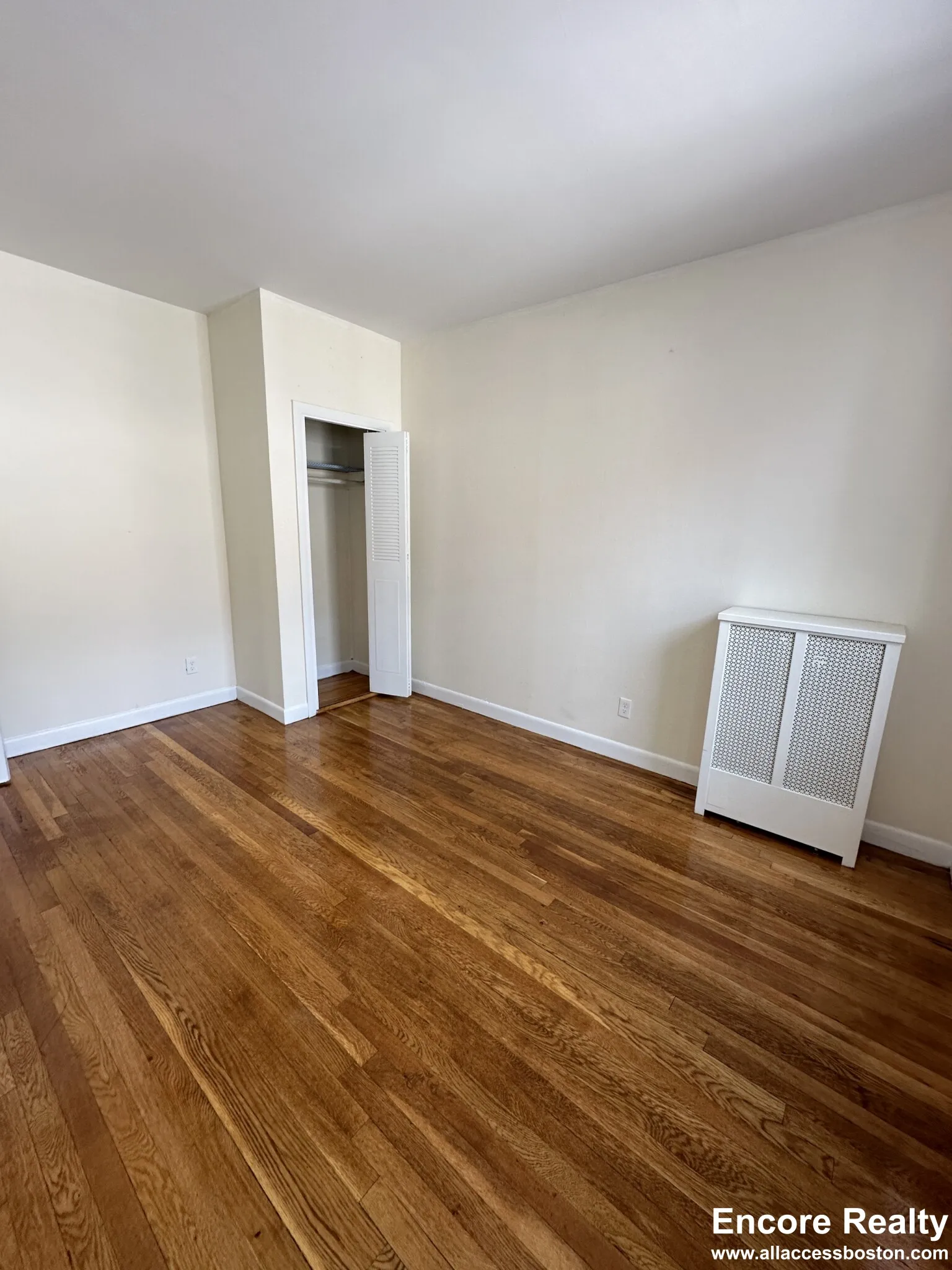 1137 Commonwealth Ave, Brighton