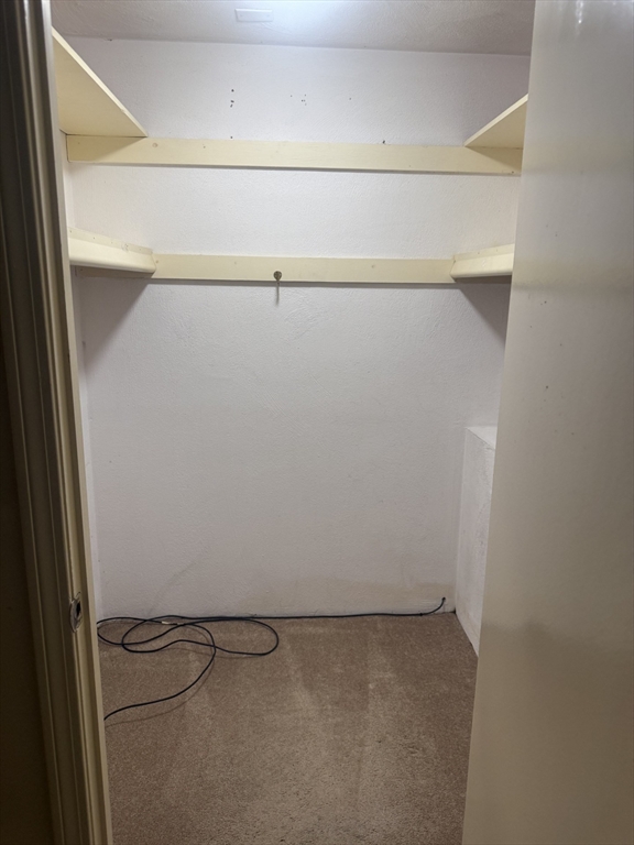 387 Adams St, Abington