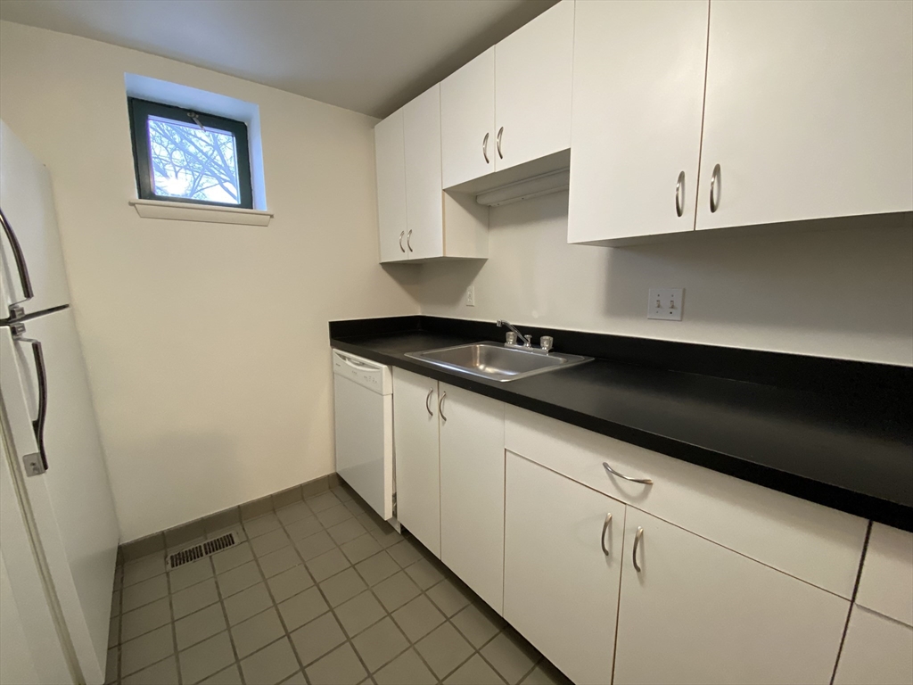 71 Fulkerson St, East Cambridge